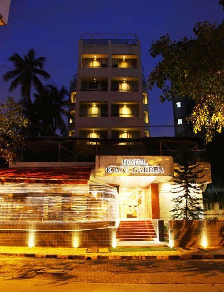 Bloom Hotel - Juhu Bombay Exterior foto